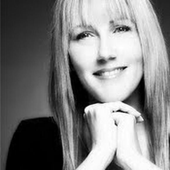 Meet your Posher, Michelle - Picture 1 of 1